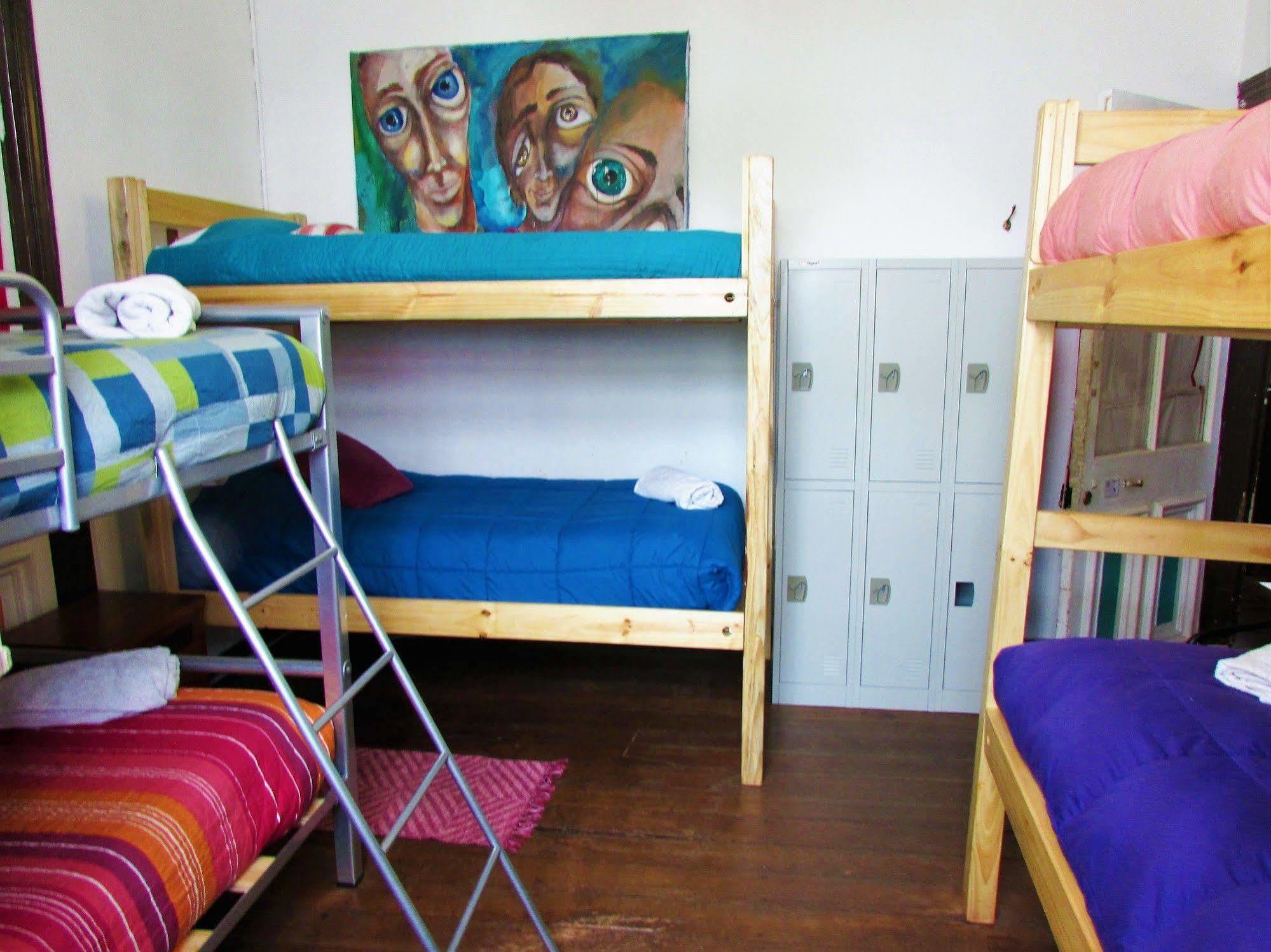 וואלפאראיסו Casa Volante Hostal מראה חיצוני תמונה