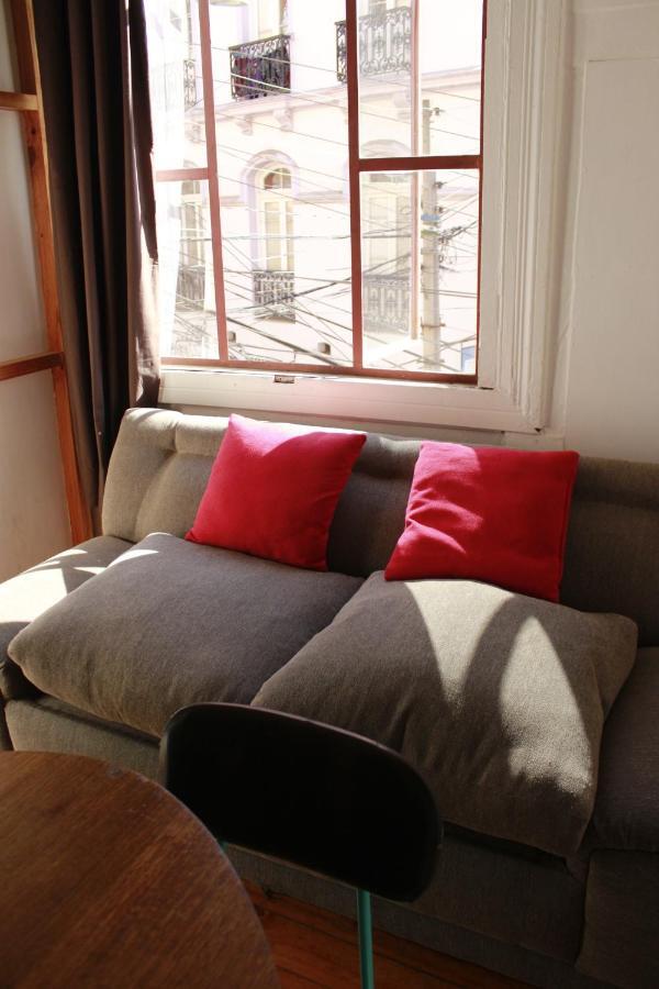 וואלפאראיסו Casa Volante Hostal מראה חיצוני תמונה